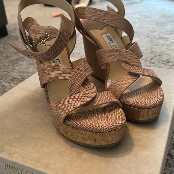 New with box size 39 - Picture 2 of 3